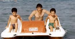 Le origini e il &ldquo;cerchio magico&rdquo; di Umberto Bossi: famiglia, relazioni e ascesa politica