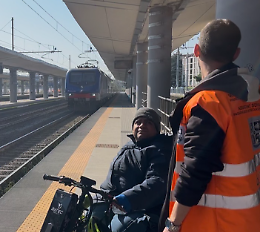 L&rsquo;odissea torinese in sedia a rotelle per andare a lavoro