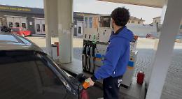 Rincaro benzina: il &ldquo;tour&rdquo; nei distributori torinesi