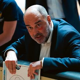 La Reale Mutua chiamata a battere la Estra Pistoia, per allontanare lo spettro dei playout