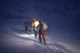 A 2.600 metri nella tempesta: cos&igrave; due scialpinisti hanno resistito al gelo