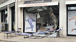 Emergenza spaccate, il sindaco chiede pi&ugrave; poliziotti: &laquo;A Torino mancano 200 agenti&raquo;