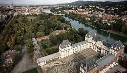 Se ami Bridgerton, questi 3 luoghi a Torino ti faranno impazzire (uno ospita un evento unico)