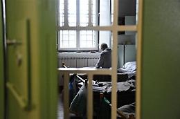 Morte del pentito nel carcere delle Vallette, interrogazione in Senato e Camera