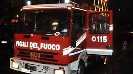 Incendio all&rsquo;alba nelle Langhe: abitazione in fiamme a Castiglione Tinella