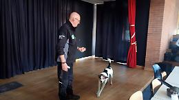 Borgaro, soccorso alpino e unit&agrave; cinofile tra i banchi della "Carlo Levi"