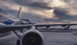 Emergenza carburante: voli a rischio e prezzi in aumento per l&rsquo;estate europea