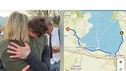 Nuovo album e 42 chilometri a piedi: Blanco torna a casa per consegnare il vinile alla madre