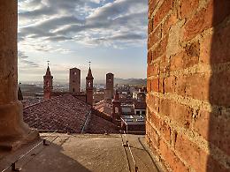 Alba vista dall&rsquo;alto (e dal sottosuolo): al MUDI visite speciali tra campanile e resti romani