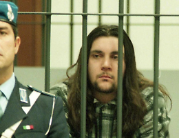 Caccia a Elia Del Grande fra Cuneo e Torino: l&rsquo;assassino evaso di nuovo dopo il permesso di Pasqua