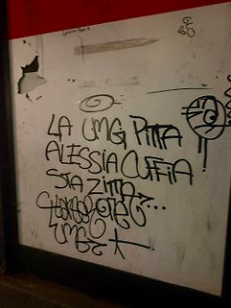 &ldquo;Sta zitta&rdquo; sulla vetrina: il messaggio contro l&rsquo;assessora accende il caso a Rivarolo