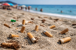 Spiagge sotto assedio: 785 rifiuti e 77 mozziconi ogni 100 metri