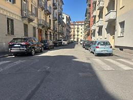 Segnaletica assente, 9 milioni pure. Le zebre in citt&agrave; inghiottite dal suolo