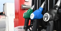 Carburanti, dopo 40 giorni di rialzi primi cali dei prezzi