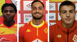 Violentata dai tre calciatori, il video nella chat della squadra. Ecco cosa sappiamo