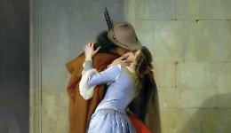 Giornata mondiale del bacio, il gesto che accende emozioni e fa bene alla salute