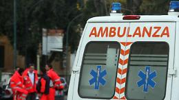 Auto incastrata sotto un camion sulla sp 222: paura tra Rivarolo e Ozegna