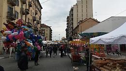 Via Lanzo si trasforma in festa domenica 19 aprile: negozi, bancarelle e strada chiusa al traffico