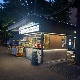 C&rsquo;&egrave; una piazza a Torino dove tutti si fermano per la stessa cosa