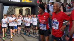 A 90 anni batte il record mondiale alla Mezza di Torino