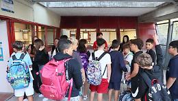 Sciopero della scuola oggi: docenti e ATA in protesta contro stipendi bassi e riforme