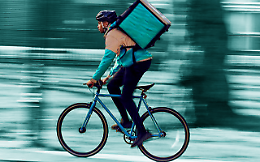 Rider trovato morto a Cavoretto, forse travolto da un'auto pirata