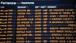 Scontro tra treni tra Locate e Certosa: linea bloccata e ritardi fino a 200 minuti