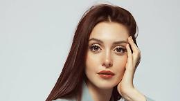 Camihawke racconta la tricodinia: il dolore ai capelli spiegato dall&rsquo;influencer