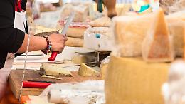 Torna LatteforMaggio a Scalenghe: tra degustazioni e sfilate, il borgo si mette in mostra