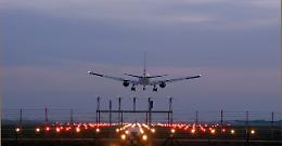 Estate amara per i torinesi: voli alle stelle e &laquo;prezzi raddoppiati su molte tratte&raquo;