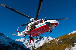 Paura sul Marguareis: scialpinista precipita per 150 metri, salvato dal soccorso alpino