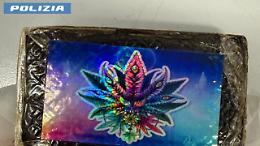 Torino, fermati con quasi un chilo di hashish in auto: arrestati tre giovani biellesi