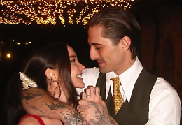 Damian e Dove all&rsquo;altare...
Gli indizi portano in Sicilia