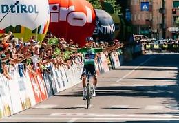 Giro d'Italia, quante assenze pesanti: Vingegaard e Pellizzari favoriti