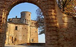 Castelli Aperti nel ponte del 1&deg; maggio: viaggio tra dimore storiche e panorami piemontesi