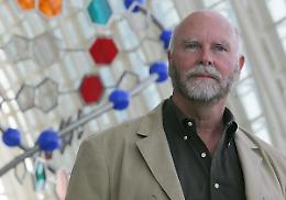 &Egrave; morto Craig Venter: addio all'uomo che per primo sequenzi&ograve; il genoma umano