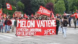 Primo Maggio, spintoni al corteo tra Pd e Fronte Comunista