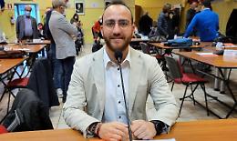Insulti omofobi sotto il post sul 25 aprile, consigliere nel mirino degli haters