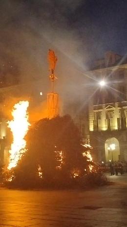 Torino: è caduto il farò, che anno sarà? - IL VIDEO