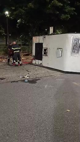 Violenza in pieno giorno con machete, l’inarrestabile piaga dei camper rom