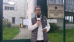 La consigliera aggredita è in commissariato: tutti gli aggiornamenti - VIDEO 