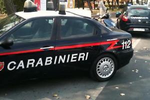 Non gli vendono le medicine, lui esplode di rabbia e ferisce un carabiniere