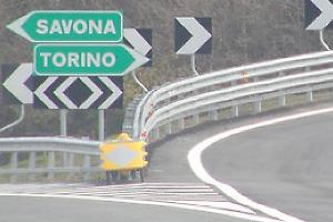 A6 Torino-Savona, settimana da incubo per chi viaggia: notti di chiusure e deviazioni fino al 25 aprile