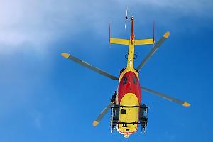 Cumiana, biker ferita durante una discesa: intervento in elicottero del Soccorso Alpino