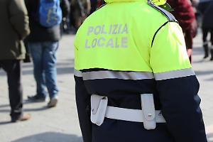 Torino sorveglia col fiatone: sempre meno i vigili in città