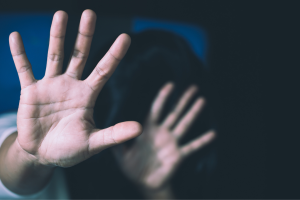 Piemonte: 6,8 milioni contro la violenza di genere, più case rifugio e percorsi per l’autonomia