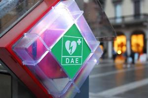 "Le castagne del cuore": a Collegnosi festeggia il nuovo defibrillatore