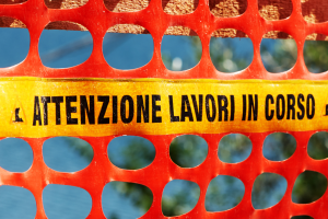 Ceretta, nuova asfaltatura sulla SP2 ma la strada si restringe: traffico in tilt