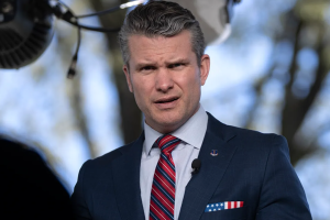 Difesa USA ancora nel caos: piani di guerra condivisi nella chat di famiglia