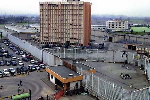 Due telefonini scoperti in carcere a Torino